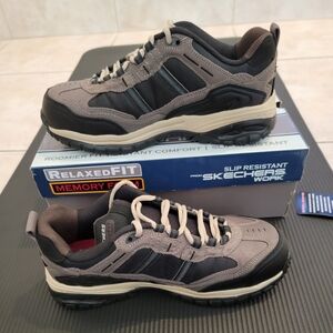Skechers Men's Gray and Black Slip Resistant Shoes